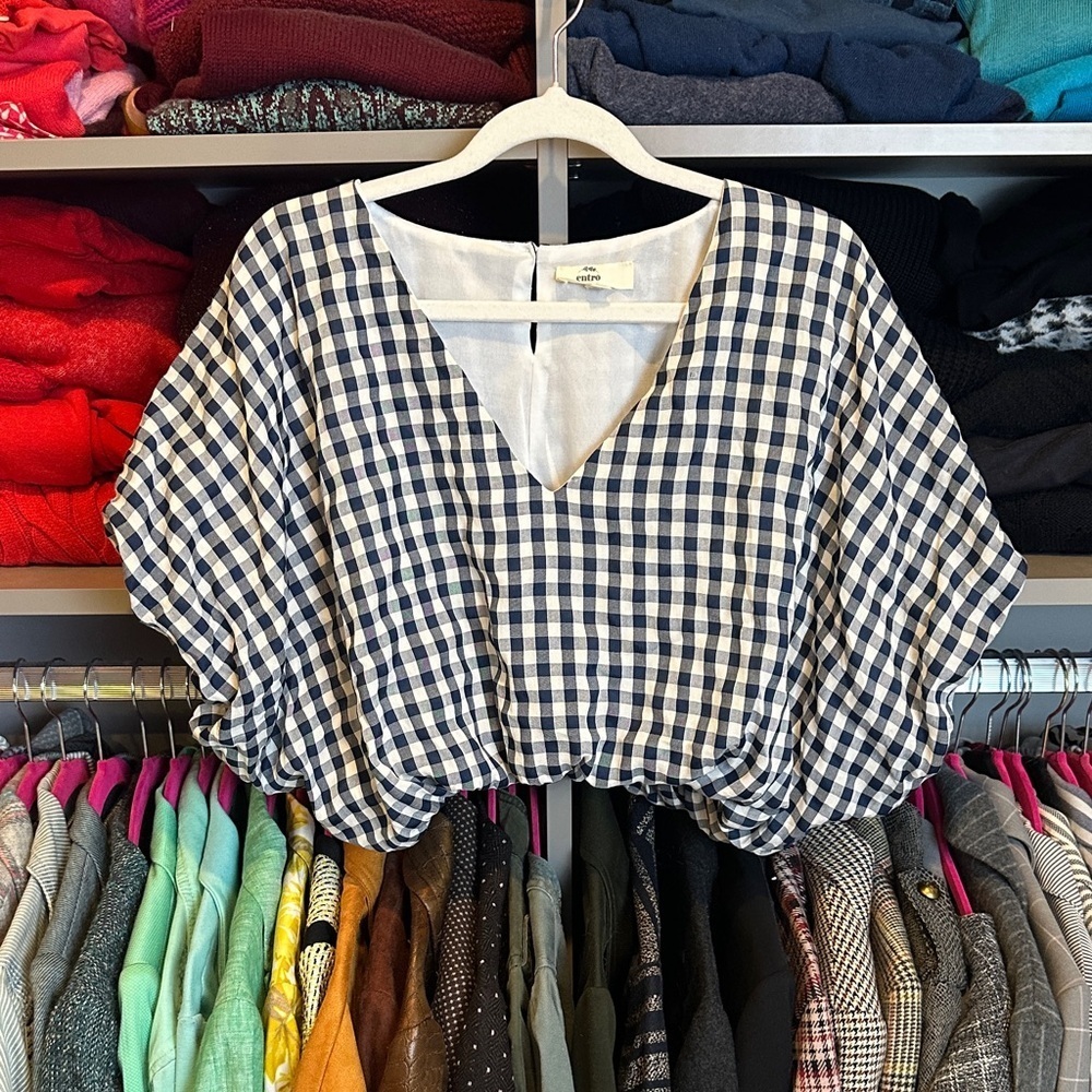 Entro navy/white gingham dolman sleeve back button elastic waistband top size S